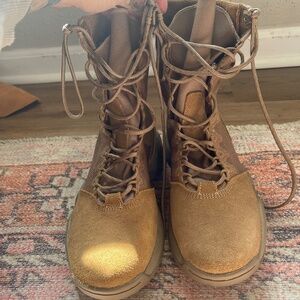Nike SFB1 tactical hiking boots